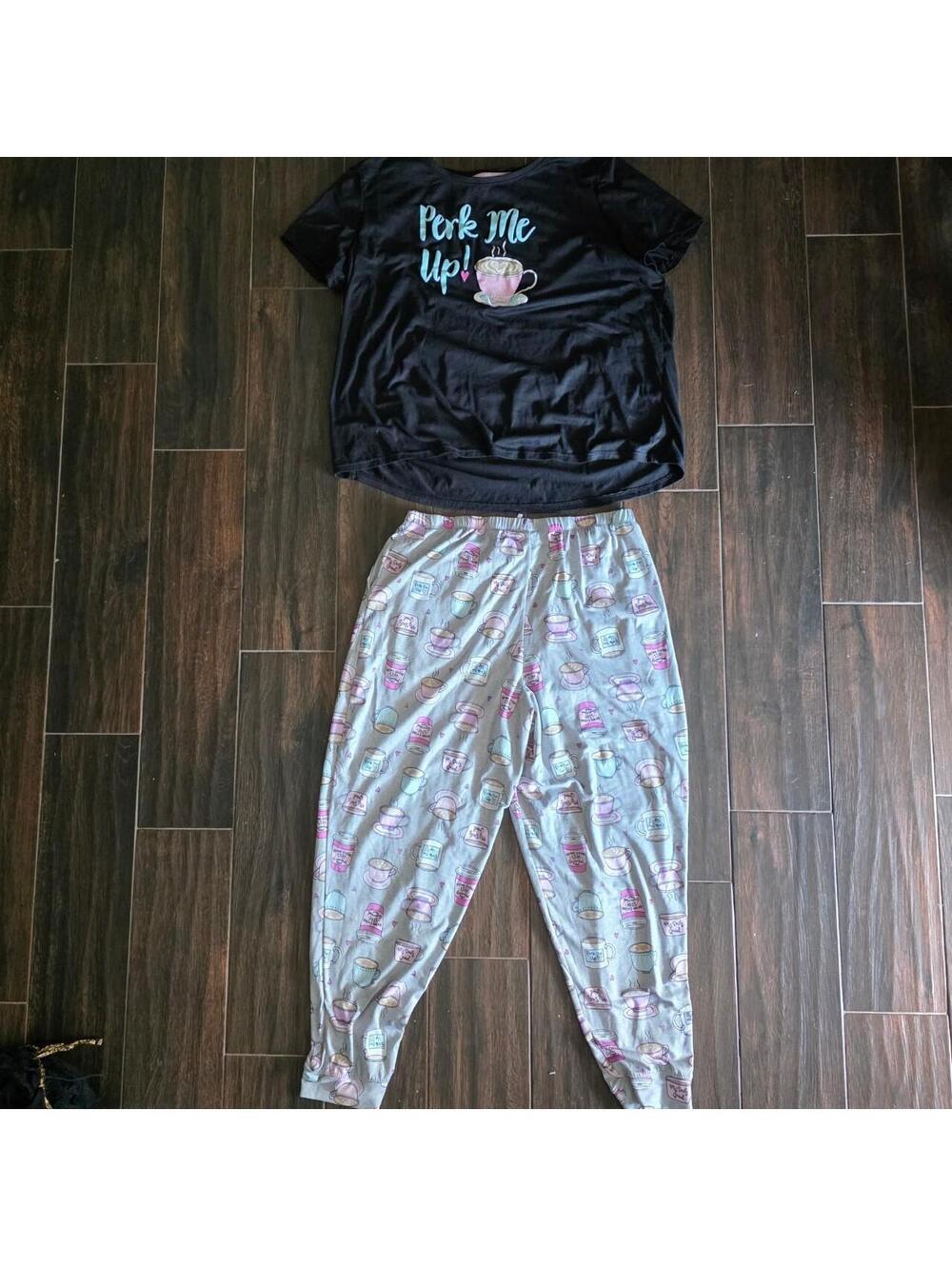 Secret Treasures Women's Multi and Black Pajama